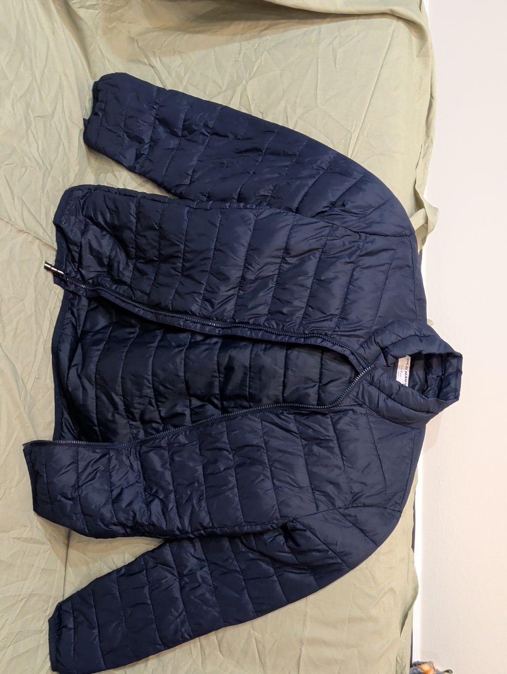 Old Navy Men's Navy Quilted Packable Puffer Jacket